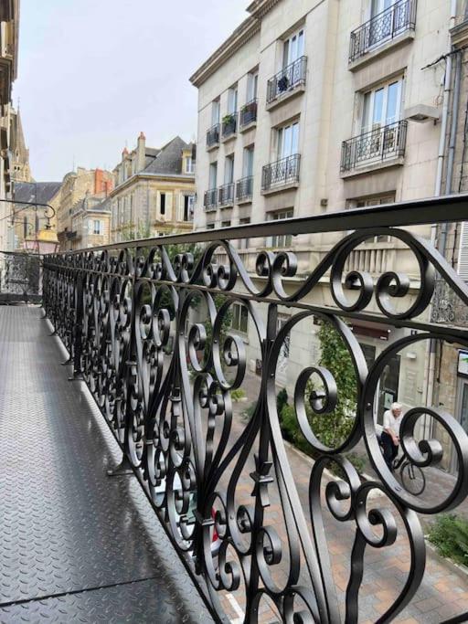 Logement Entier-Clim-100%Equipe-Hypercentre-Balcon Brive-la-Gaillarde Bagian luar foto