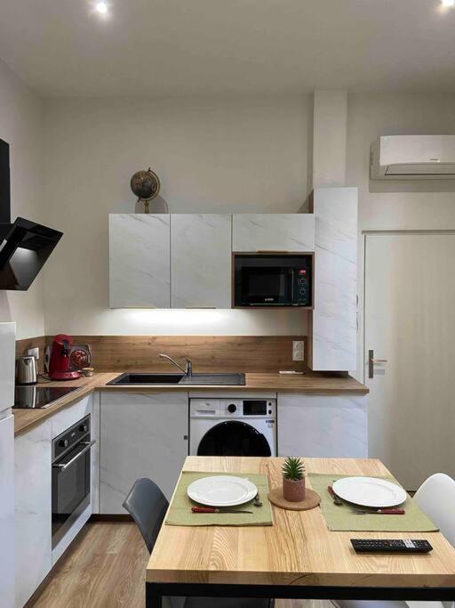 Logement Entier-Clim-100%Equipe-Hypercentre-Balcon Brive-la-Gaillarde Bagian luar foto